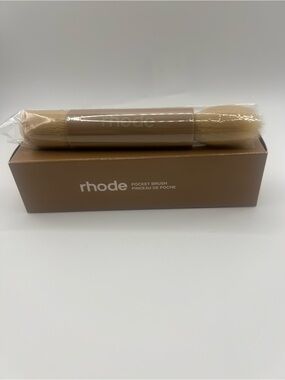 RHODE Dual-Ended Pocket Brush - Beige